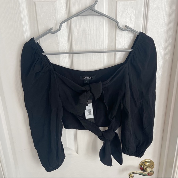 Yumi Kim Mi Amor Statement Front Tie Top with Elbow Length Blouson Sleeves Black - Picture 2 of 7